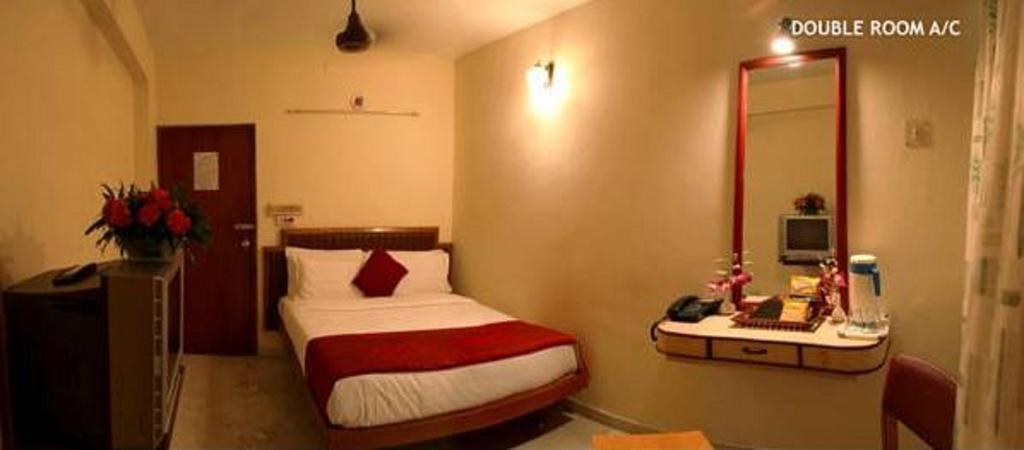 Hotel Ram International Pondicherry Exterior foto